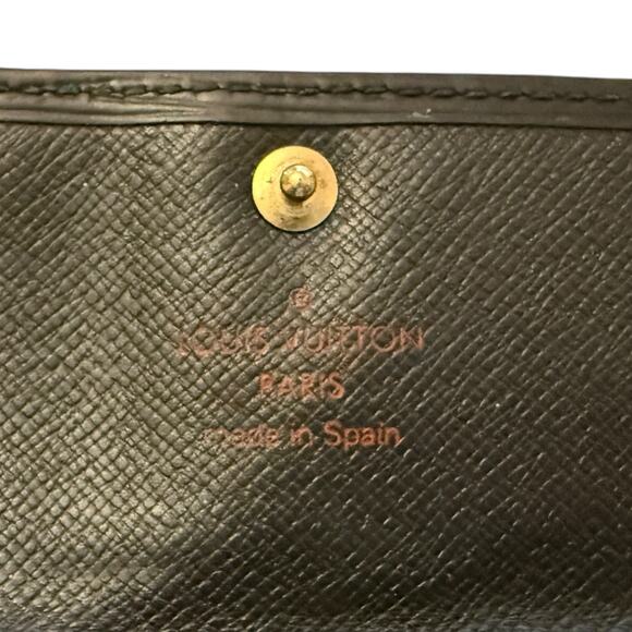 Louis Vuitton Black Epi 4 Key Holder Wallet - Picture 4 of 7